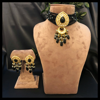 MRINAL Traditional Kundan Necklace Set - Midnight Black (Limited Edition)