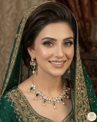 The Verra Necklace Set (Emerald Green)