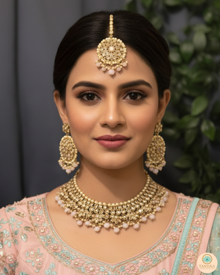 Pearly Antique Gold Necklace Set (Necklace, Earrings, Tikka) - Golden / Frosty Pink
