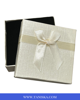 Signature Royal Keepsake Gift Box