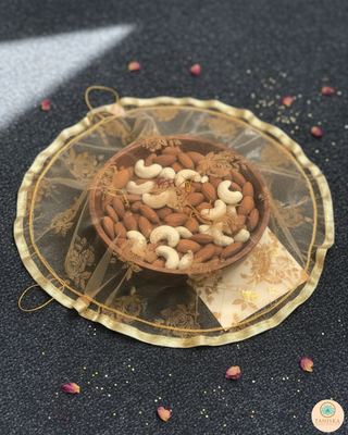 1 Golden Multi-Purpose DORI RUMAL (Gift Bag, Thaal Cover, Potli Bag - Perfect for: Indian Wedding, Shagan Ceremony, Chunni Charhana, Bridal Shower, Baby Shower, Maiyan, Weddings, Favors, Shaadi, Walima)