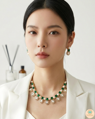 The Verra Necklace Set (Emerald Green)