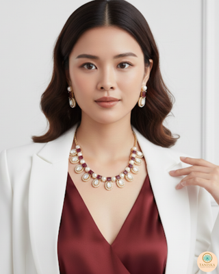 The Verra Necklace Set (Red)