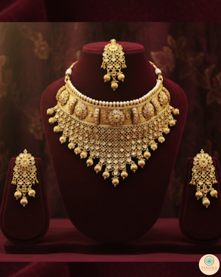 The Royal Antique Gold Majesty Necklace Set