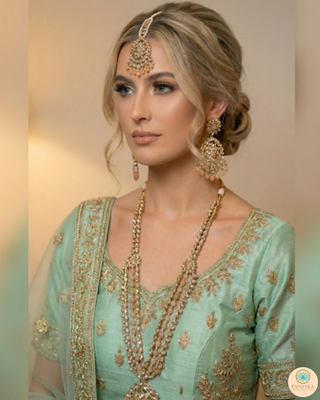The Noor-e-Awadh Long Haar Set