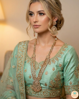 The Noor-e-Awadh Long Haar Set