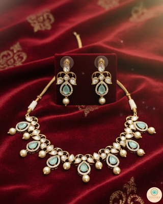 The Verra Necklace Set (Mint)