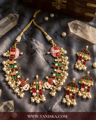 The Barat Heritage Meenakari Set
