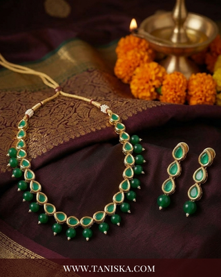 The Emerald Grace Kundan Necklace Set