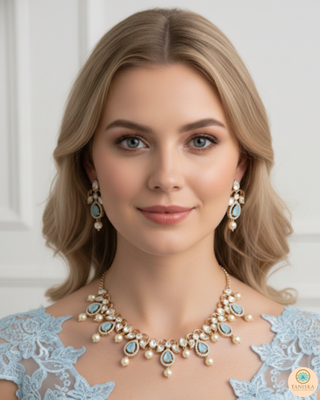 The Verra Necklace Set (Baby Blue)