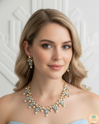 The Verra Necklace Set (Baby Blue)