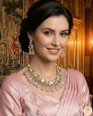 MEEREN Kundan Choker Necklace Set (Baby Pink. Mint Combo)