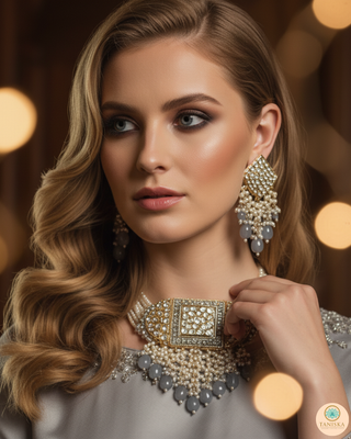 ISHANA Grey Uncut-Kundan Necklace/Choker Set
