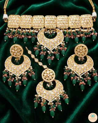 MEHAR Designer Bottle Green/Peach Kundan Necklace Set