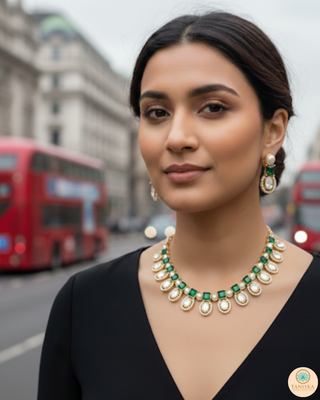 The Verra Necklace Set (Emerald Green)