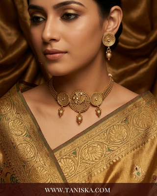 The Golden Foliage Heritage Choker