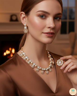 The Verra Necklace Set (Golden)