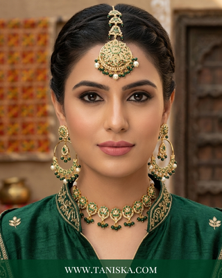 Emerald Radiance Gold-Tone Maang Tikka