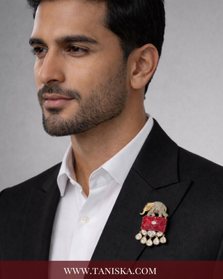 The Monarch’s Crest Brooch