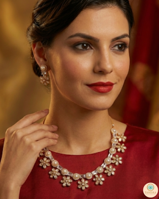 The Royal Bloom Necklace Set