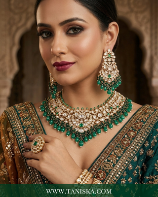Imperial Emerald Kundan Necklace & Earring Set