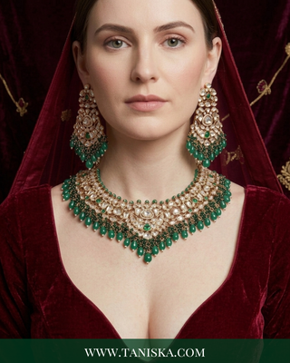 Imperial Emerald Kundan Necklace & Earring Set