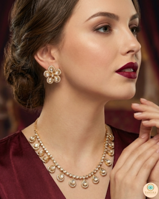 The Aurelia Floral Kundan Necklace Set