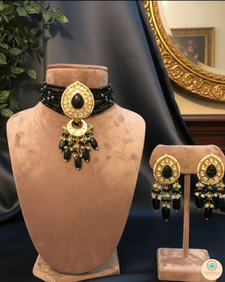 MRINAL Traditional Kundan Necklace Set - Midnight Black (Limited Edition)