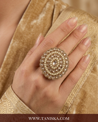 The Sahasra Polki Oval Statement Ring