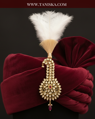 The Emperor’s Emerald | Ornate Kundan Kalgi