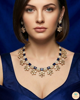 The Royal Blue Bloom Necklace Set