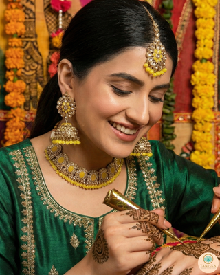 The Radiant Aavya Citrine Necklace Set