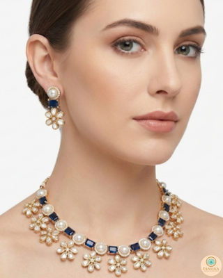 The Royal Blue Bloom Necklace Set