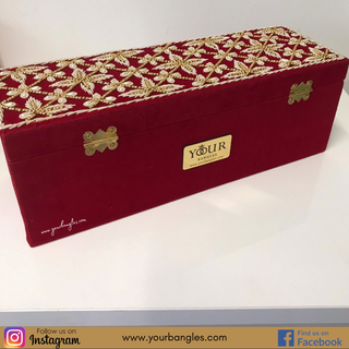 NIKKI Ivory Dotted Traditional Kundan Bridal Chura