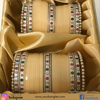 NIKKI Ivory Dotted Traditional Kundan Bridal Chura