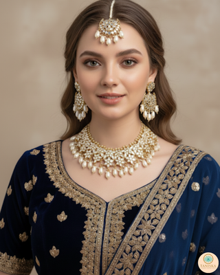 Luxury golden glass work Kundan bridal necklace set with matching earrings and headpiece, exquisite statement jewelry for South Asian weddings and nikah ceremonies.