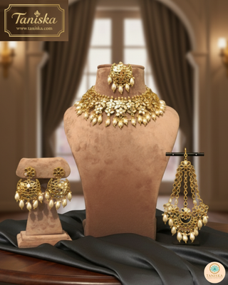 Luxury golden glass work Kundan bridal necklace set with matching earrings and headpiece, exquisite statement jewelry for South Asian weddings and nikah ceremonies.