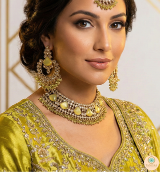 Luxury yellow Kundan bridal necklace set with matching earrings and maang tikka, elegant statement jewelry for South Asian weddings and nikah ceremonies.