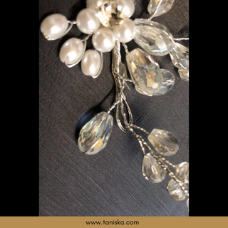 Silver Pearly Hair Accessory