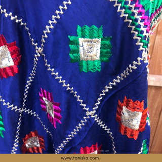 GEOMETRICALBOXED-BLU FLORAL Blue Punjabi Phulkari