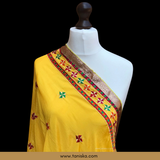 TANYEL01 Yellow Punjabi Phulkari Dupatta