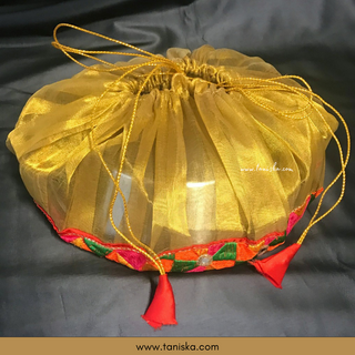 "Aaj Din Shagna Da Chadeya" - 1 Phulkari Multi-Purpose DORI RUMAL (Gift Bag, Thaal Cover, Potli Bag - Perfect for: Indian Wedding, Shagan Ceremony, Chunni Charhana, Bridal Shower, Baby Shower, Maiyan, Weddings, Favors, Shaadi, Walima