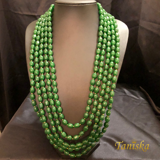The Monarch’s Shield | Ornate Filigree Pearl Mala