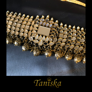 HARLEEN Golden Glass Necklace Set