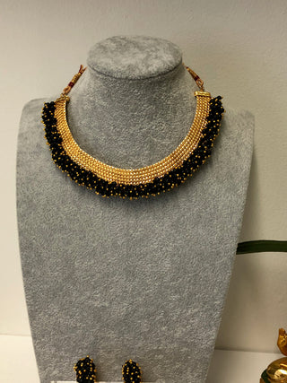 RANG-DE Pearl Necklace Set (Necklace, Earrings) - Black