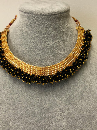RANG-DE Pearl Necklace Set (Necklace, Earrings) - Black