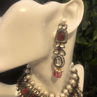 Kundan Necklace Set (Necklace, Earrings) - Golden / Ruby (Limited Edition)