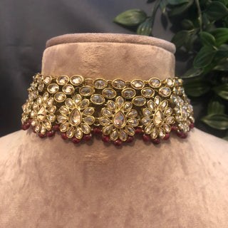 Pearly Antique Gold Necklace Set (Necklace, Earrings, Tikka) - Golden / Maroon
