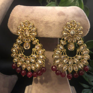 Pearly Antique Gold Necklace Set (Necklace, Earrings, Tikka) - Golden / Maroon