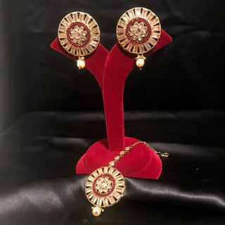 NISHA Earring & Tikka Set - Red